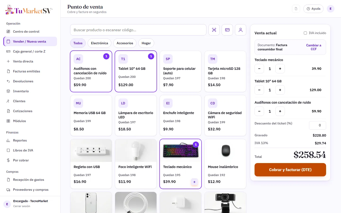 Punto de venta con productos por categoría, existencias y la venta en curso con su total